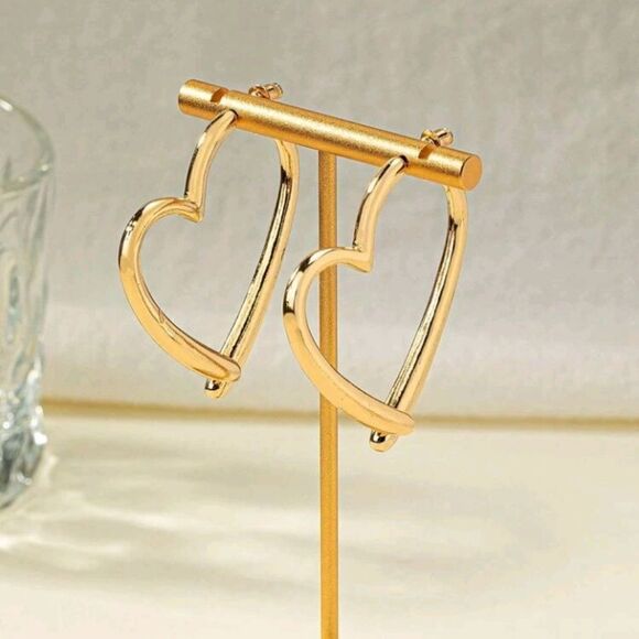 3 for $26  - Gold Trendy Womens Heart Design Hoop Earrings - Picture 2 of 4